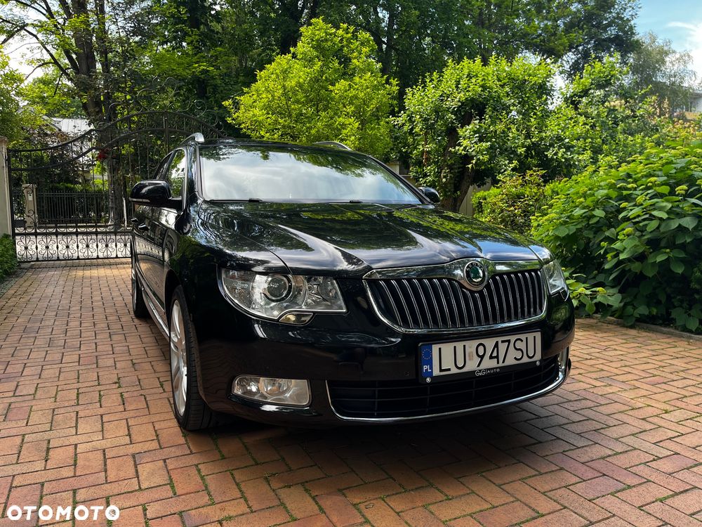 Skoda Superb 2.0 TDI 4x4 Elegance DSG - 2