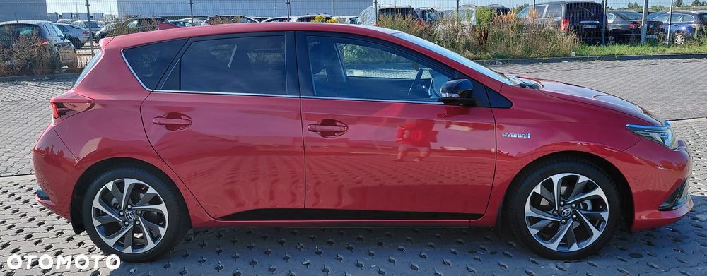 Toyota Auris Hybrid 135 Dynamic - 5
