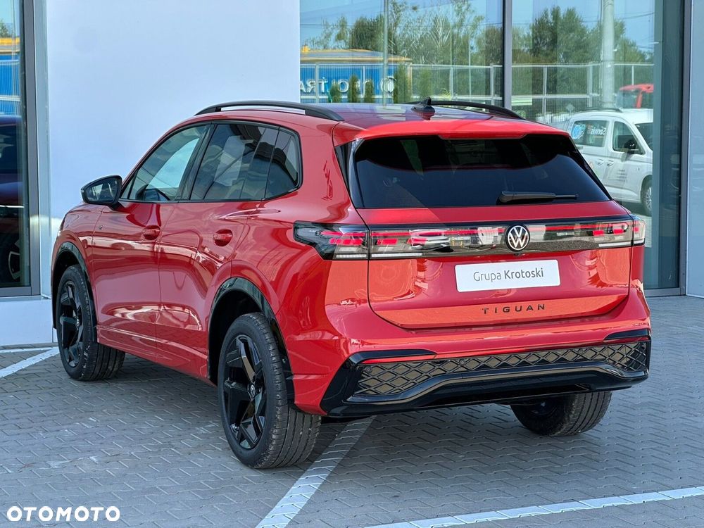 Volkswagen Tiguan - 8