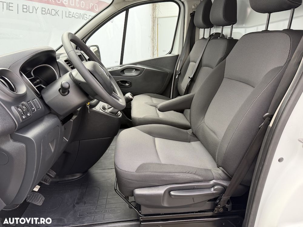 Renault TRAFIC - 13