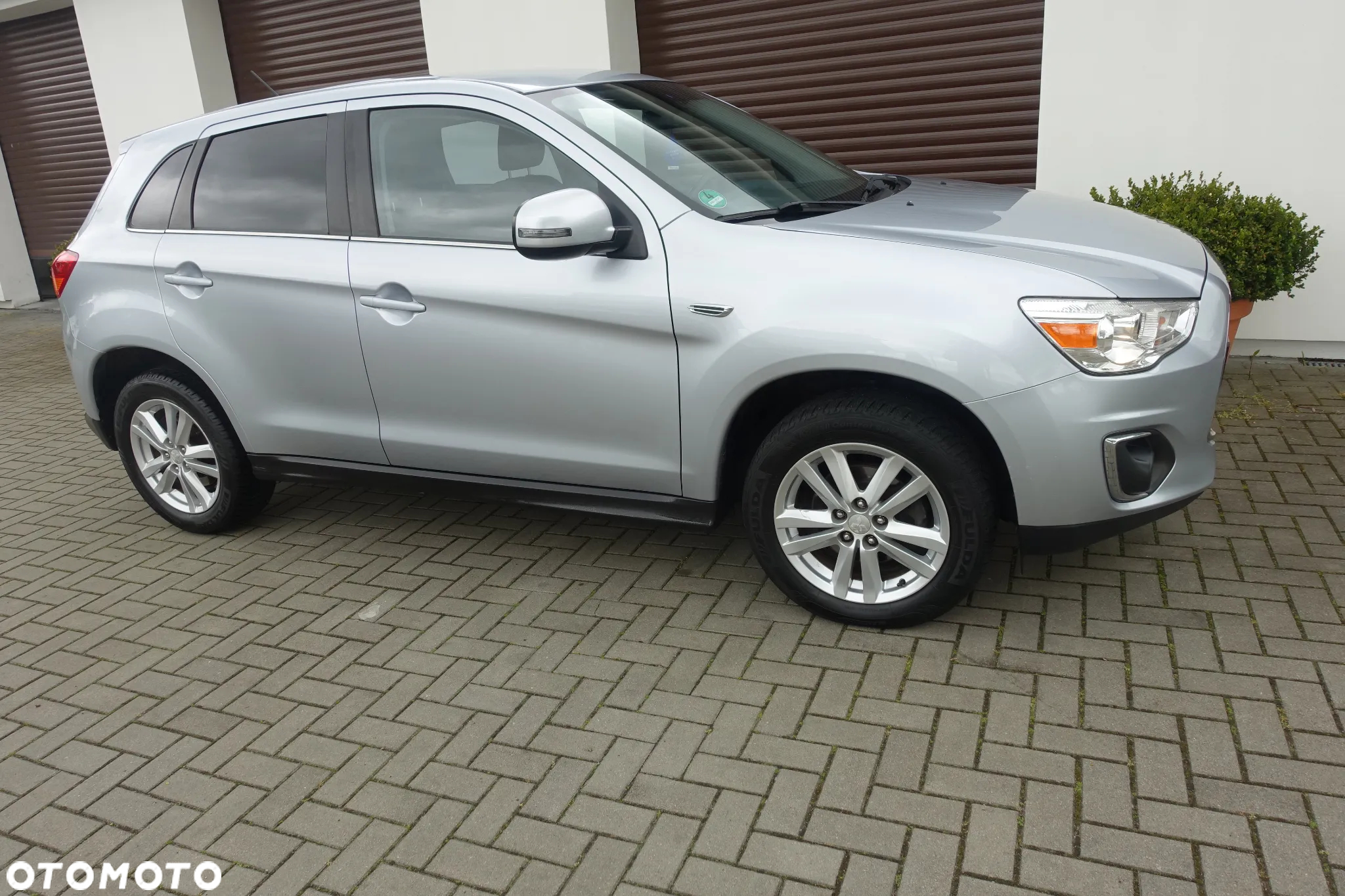 Mitsubishi ASX 1.8 DI-D 2WD Comfort Edition - 6
