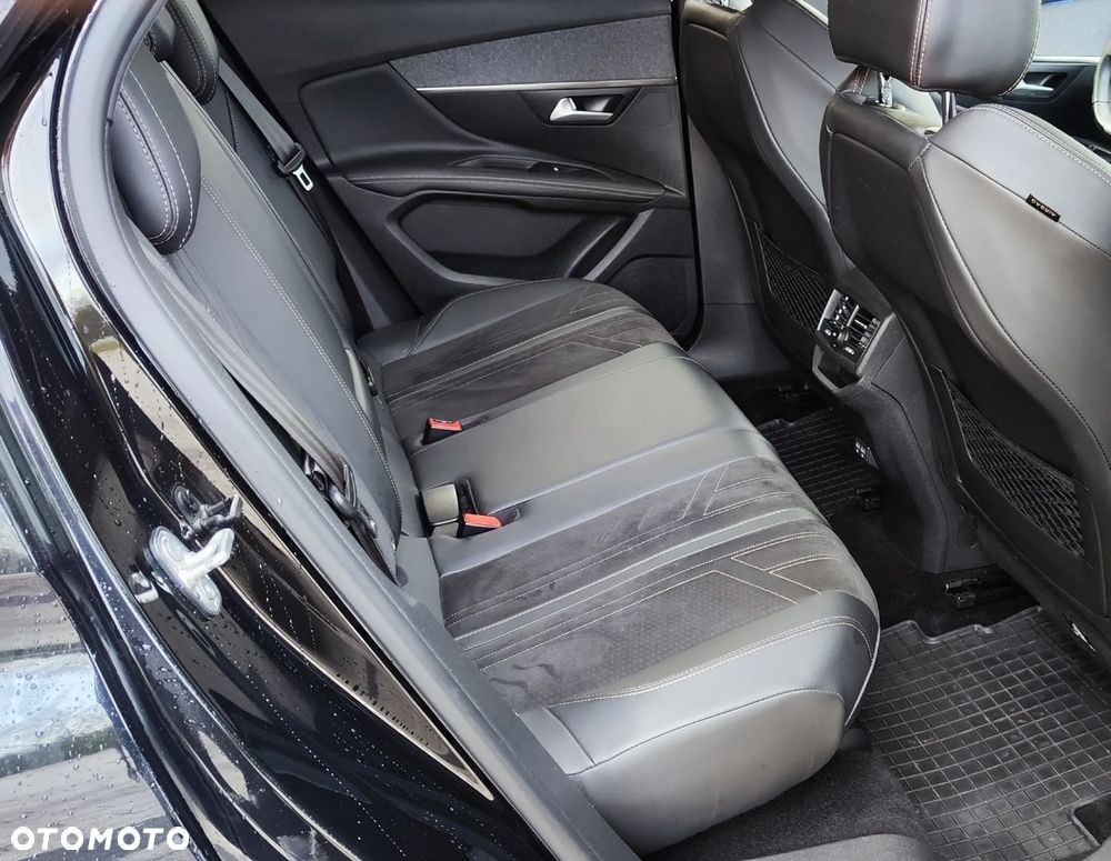 Peugeot 3008 1.2 PureTech GT Pack S&S EAT8 - 26