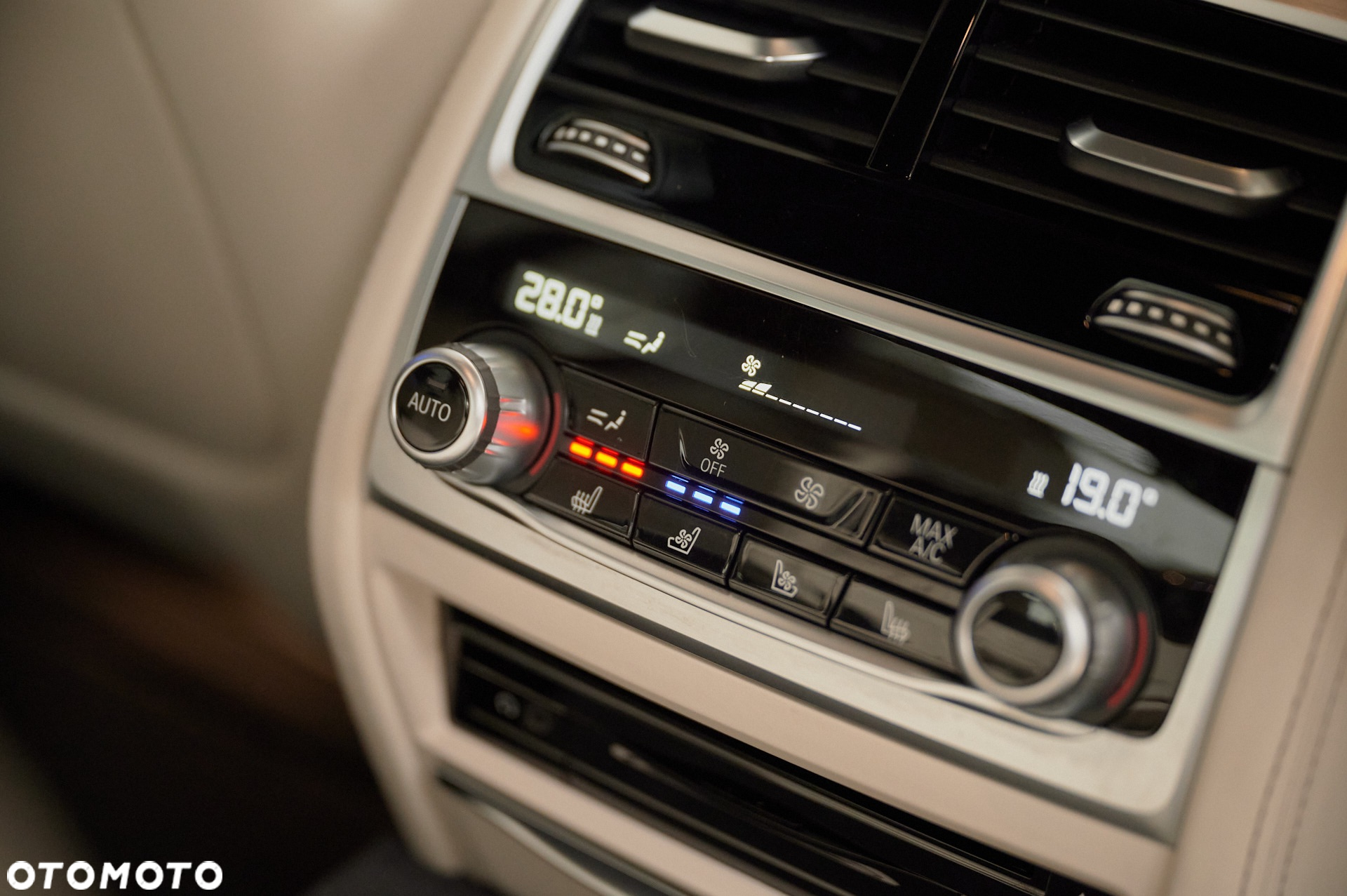BMW Seria 7 730d xDrive - 21