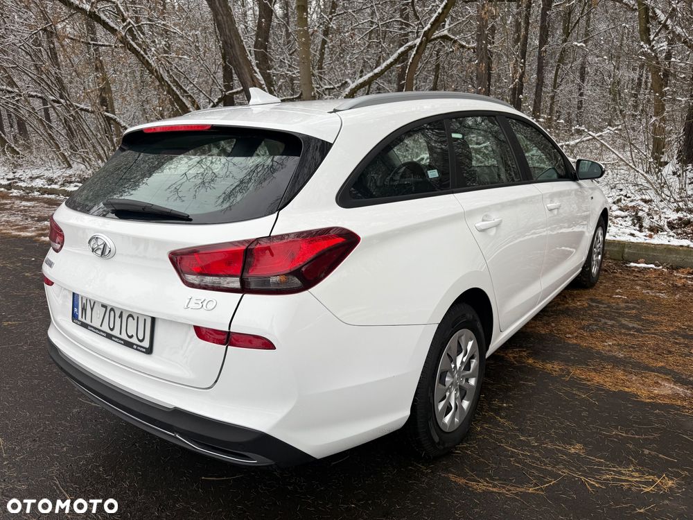 Hyundai i30 1.5 T-GDI 48V Modern - 8