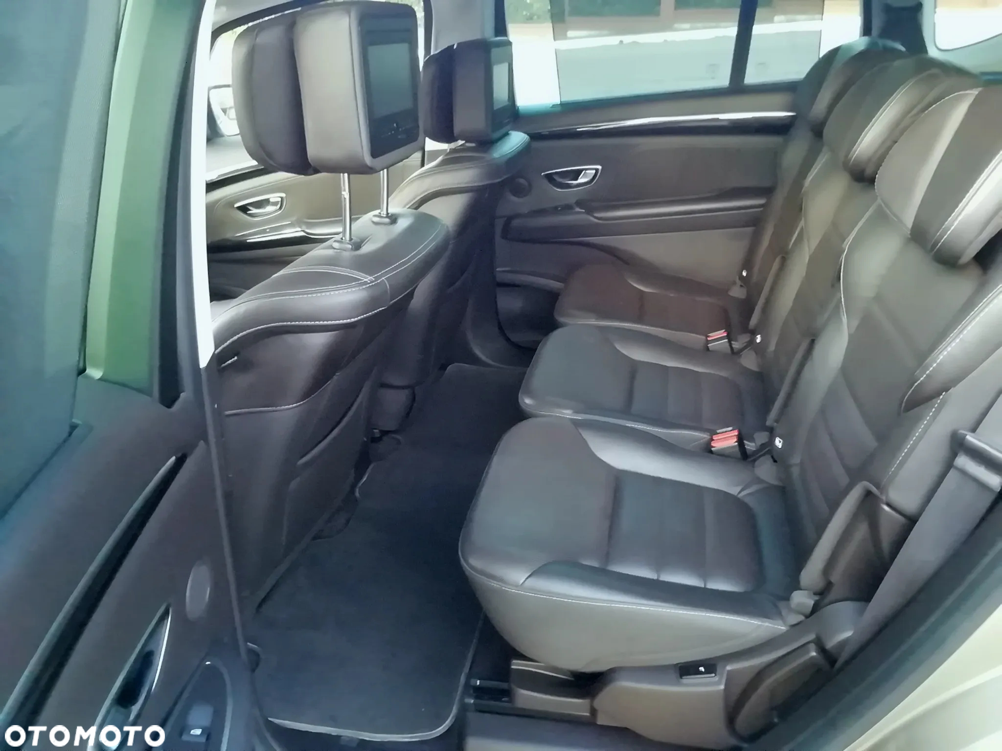 Renault Espace 1.6 dCi Energy Initiale Paris EDC 7os - 13