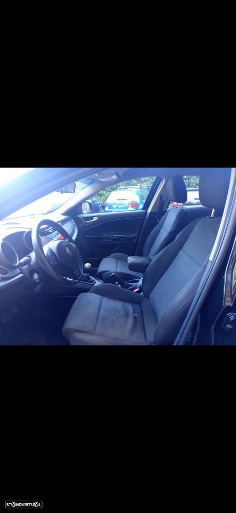 Alfa Romeo Giulietta 1.6 JTDM Distinctive 57X - 11