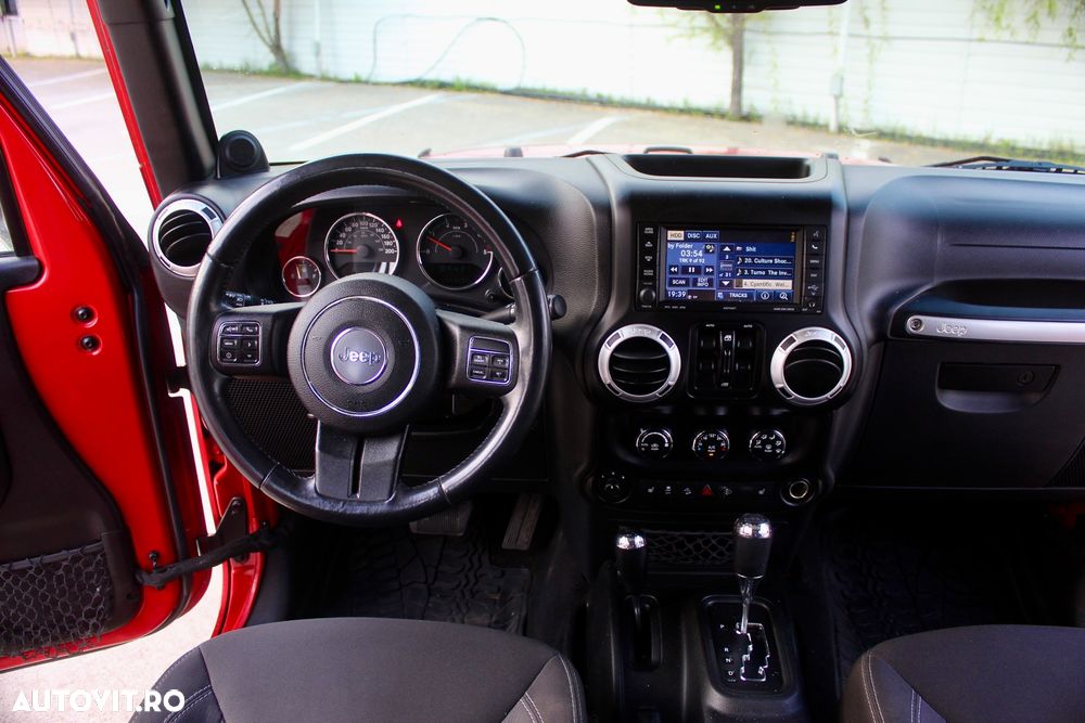 Jeep Wrangler 2.8 CRD AT Rubicon - 18