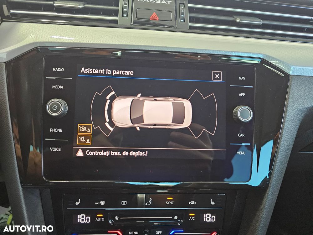 Volkswagen Passat 1.5 TSI ACT DSG Comfortline - 30