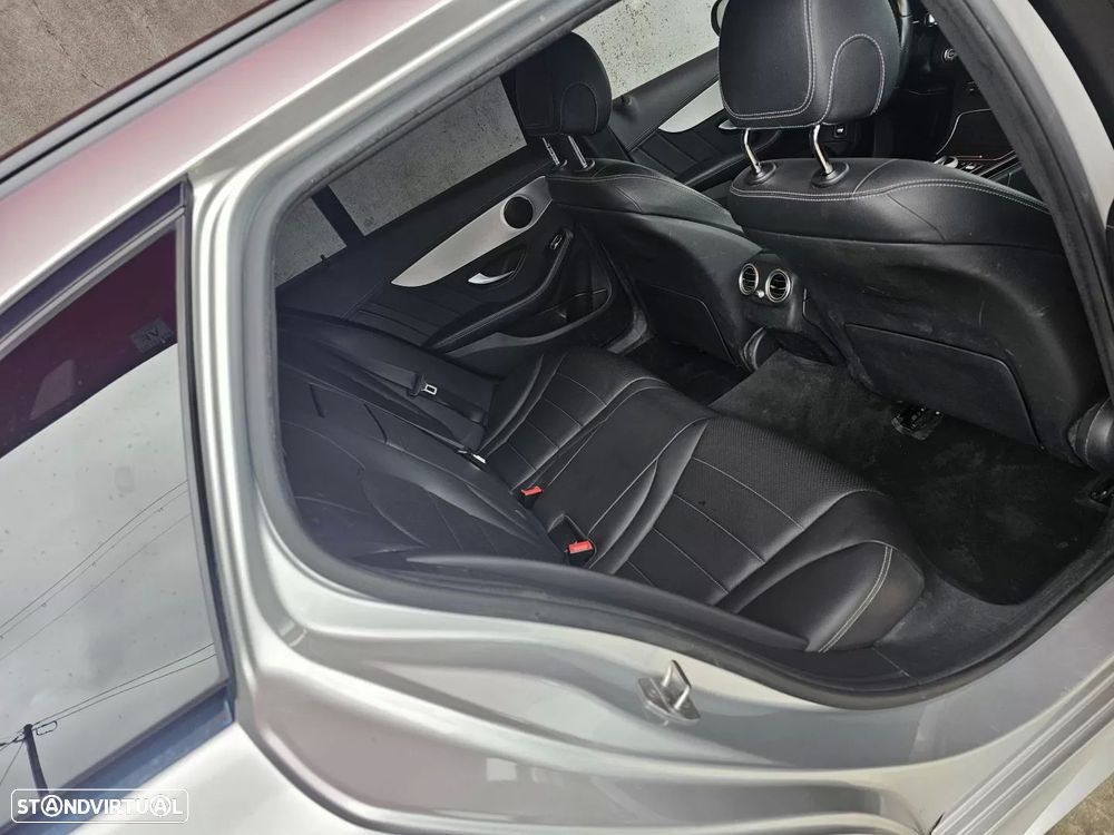 Mercedes-Benz C 300 de T 9G-TRONIC AMG Line - 12