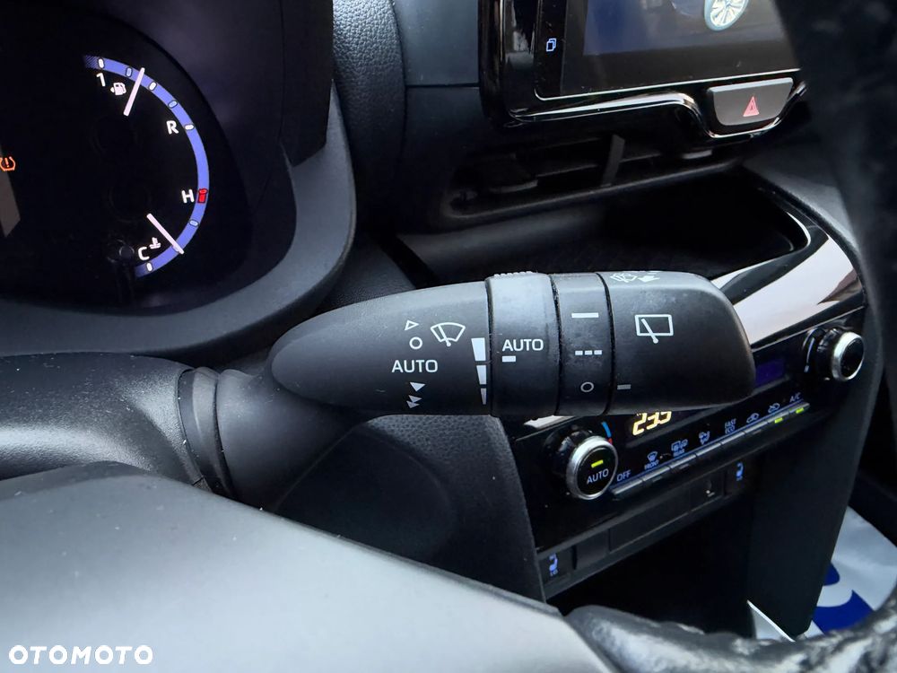 Toyota Yaris Cross Hybrid 1.5 Comfort - 26