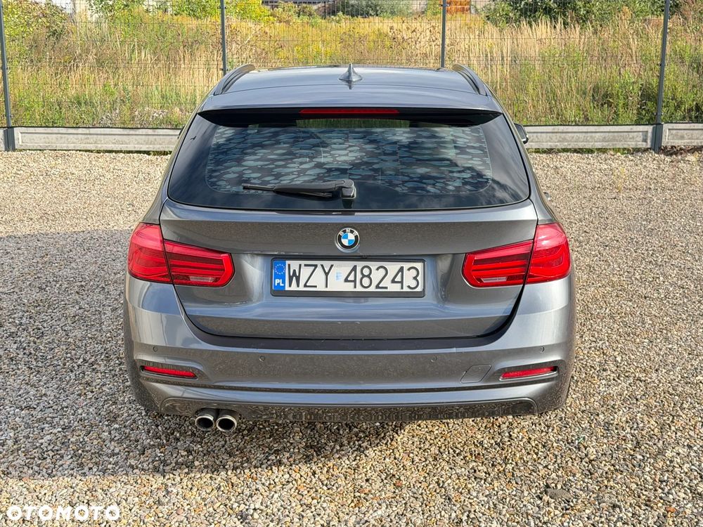 BMW Seria 3 330i Edition Luxury Line Purity - 15