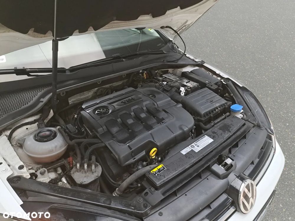 Volkswagen Golf VII 1.6 TDI BMT Comfortline - 9