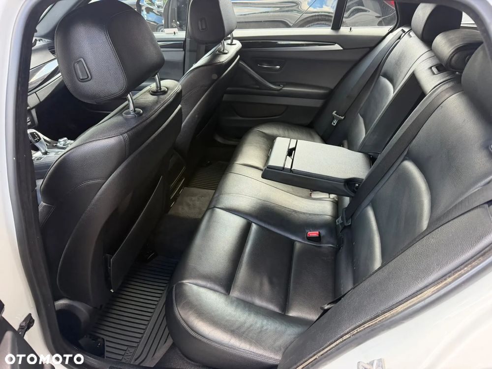 BMW Seria 5 520d M Sport Edition - 7
