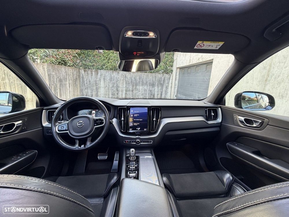 Volvo XC 60 2.0 T8 PHEV R-Design AWD - 9