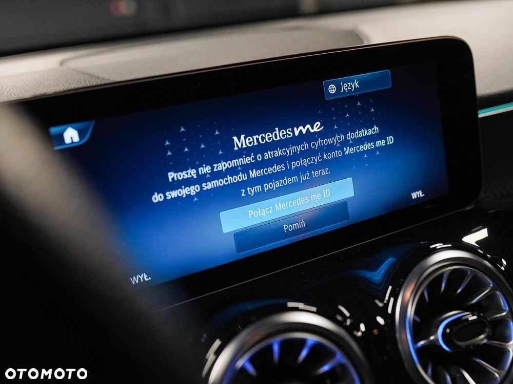 Mercedes-Benz GLB 200 AMG Line 7G-DCT - 22