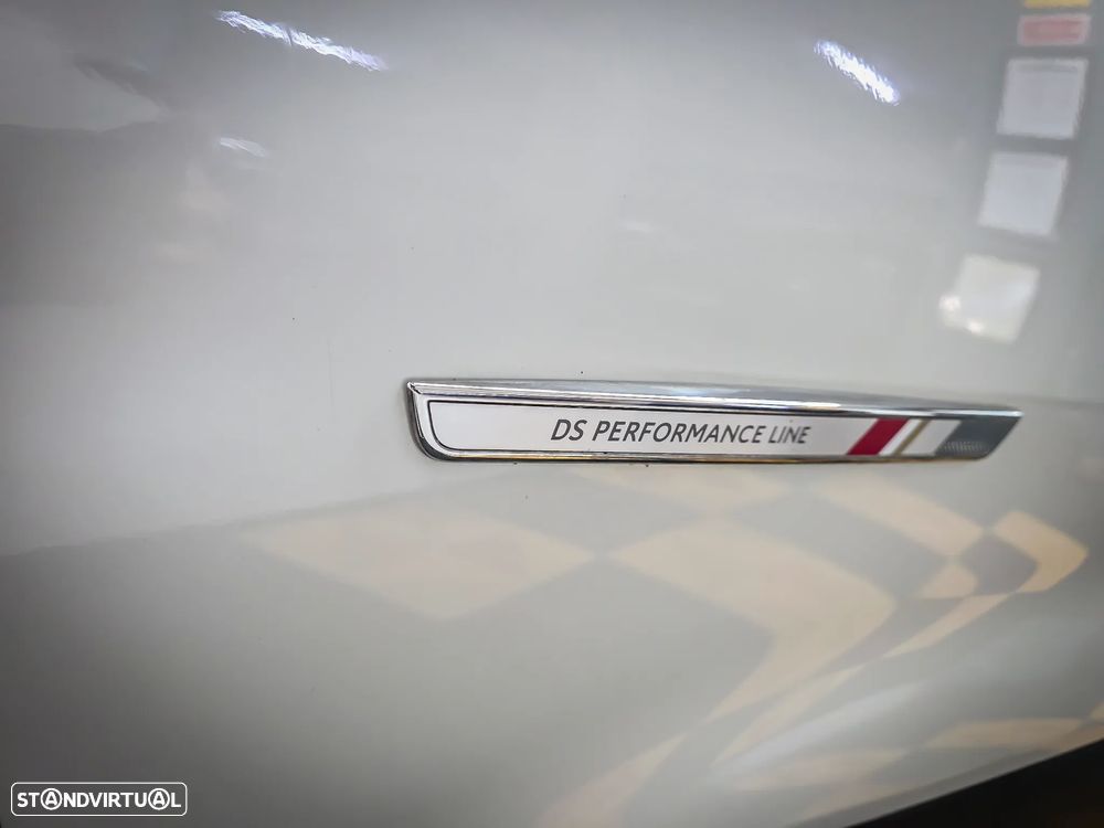 DS DS7 Crossback BlueHDI 130 Aut. Performance Line + - 40