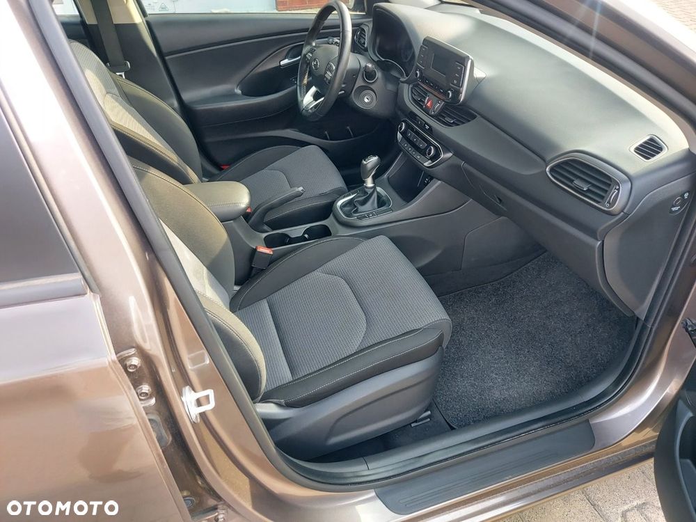 Hyundai i30 1.5 DPI Modern - 13