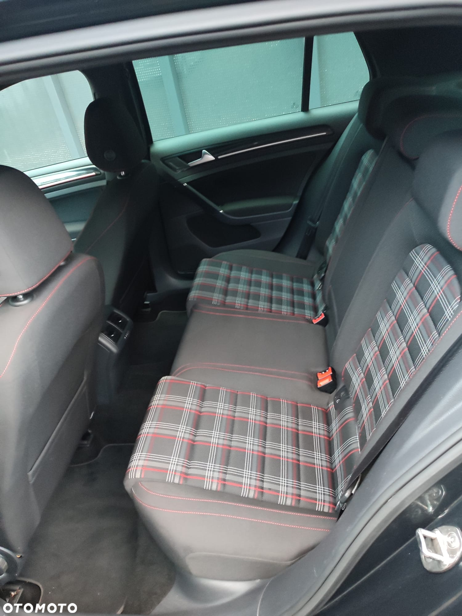 Volkswagen Golf GTI Performance BlueMotion Technology - 13