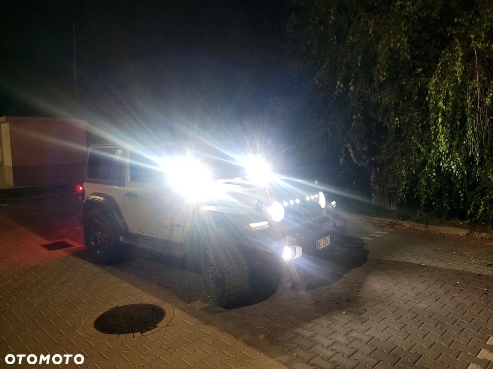 Jeep Wrangler - 22
