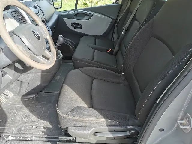 Renault Trafic 1.6 dCi L1H1 1.2T SS - 12