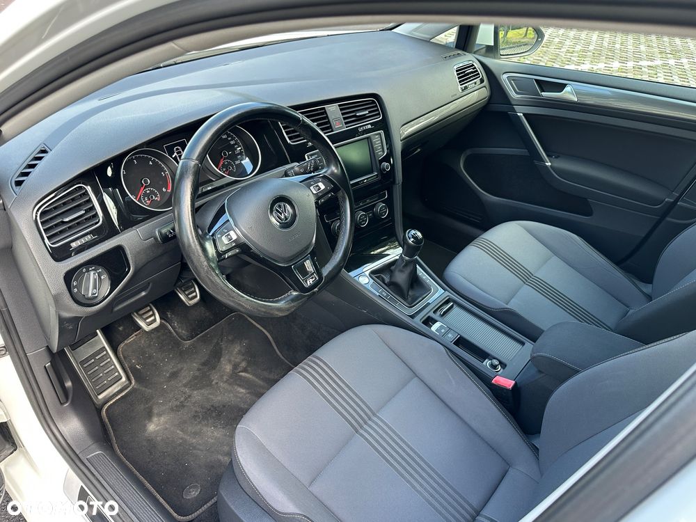 Volkswagen Golf 2.0 TDI SCR Highline - 7