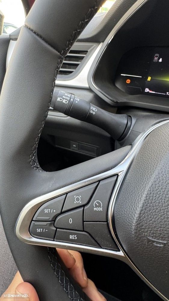 Renault Captur 1.0 TCe Techno Bi-Fuel - 20