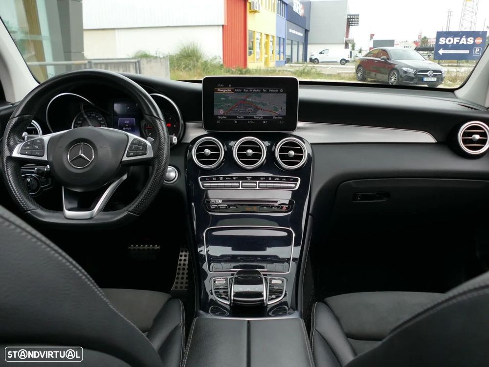 Mercedes-Benz GLC 220 d 4Matic 9G-TRONIC AMG Line - 44