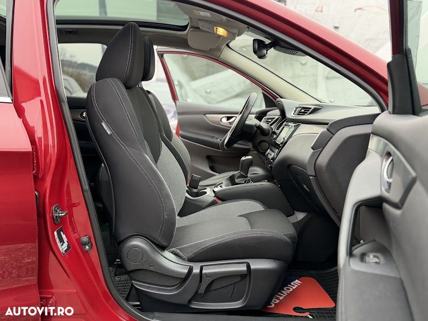 Nissan Qashqai 1.2 DIG-T Xtronic N-Connecta - 26