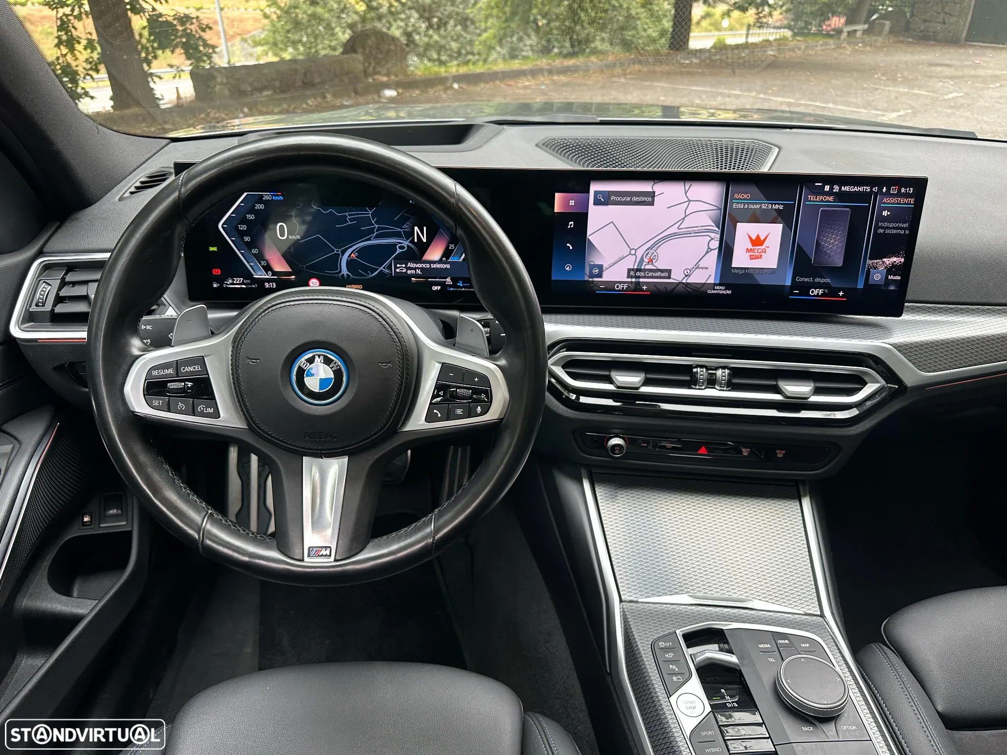 BMW 330 e Touring Pack Desportivo M Auto - 37