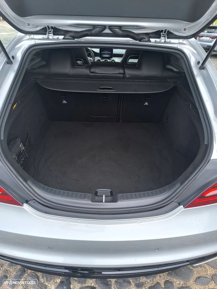 Mercedes-Benz CLA 200 d Shooting Brake AMG Line Aut. - 12