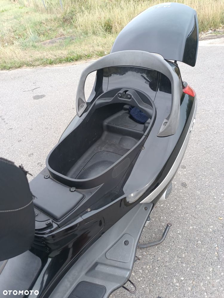 Piaggio X8 - 8