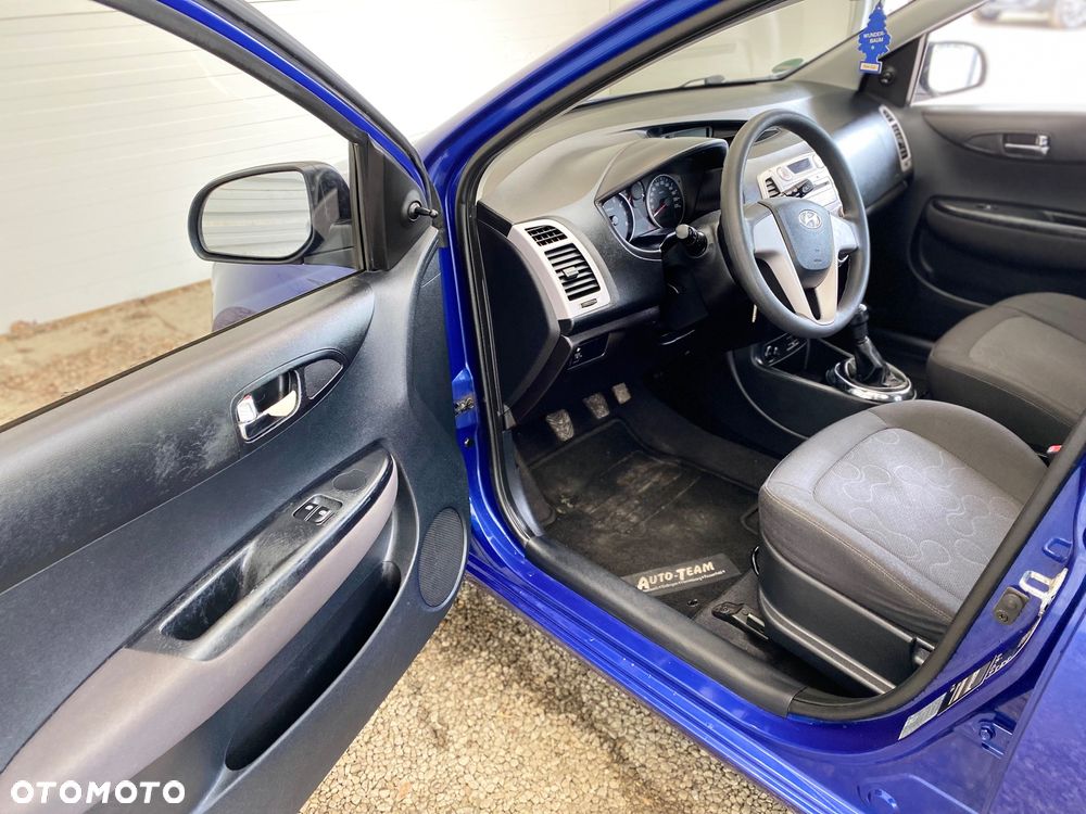 Hyundai i20 1.2 Classic EU5 - 8