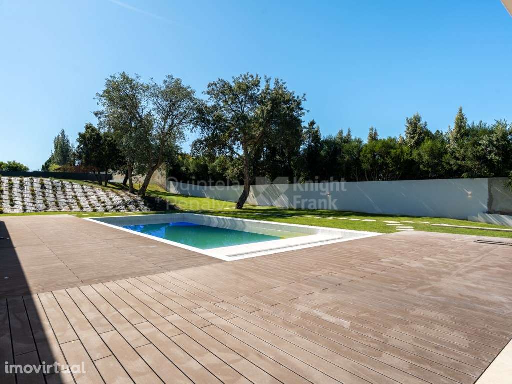 Moradia T7 com jardim e piscina na Verdizela - Grande imagem: 5/48