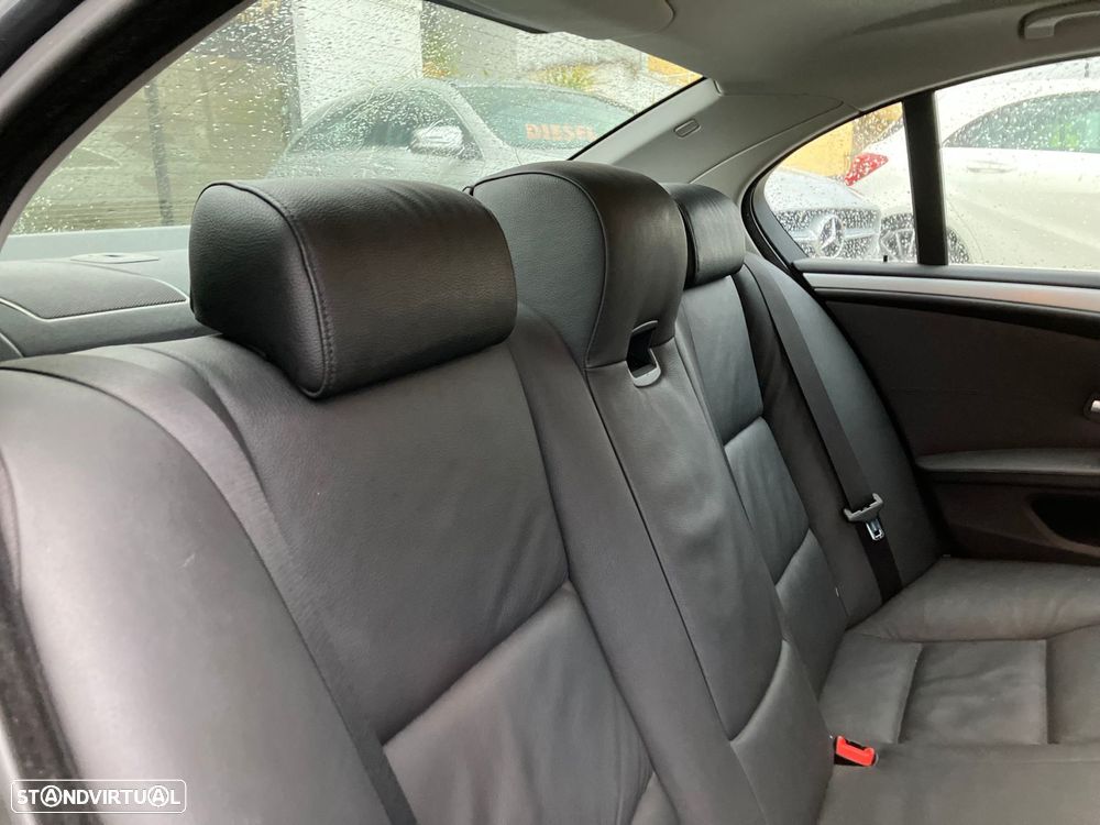 BMW 520 dA Sport - 13