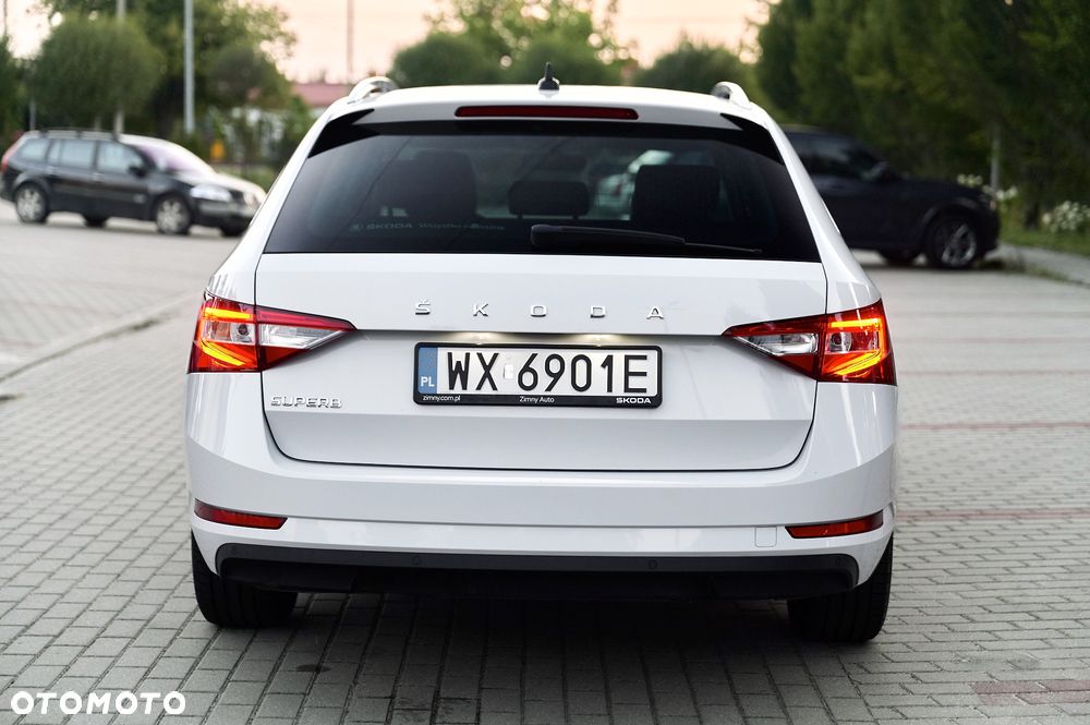 Skoda Superb 1.5 TSI Ambition DSG - 12