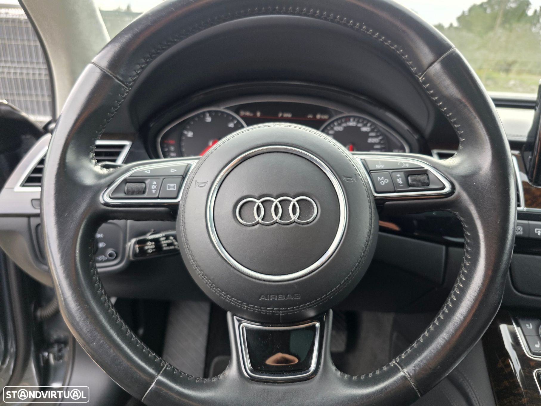 Audi A8 - 18