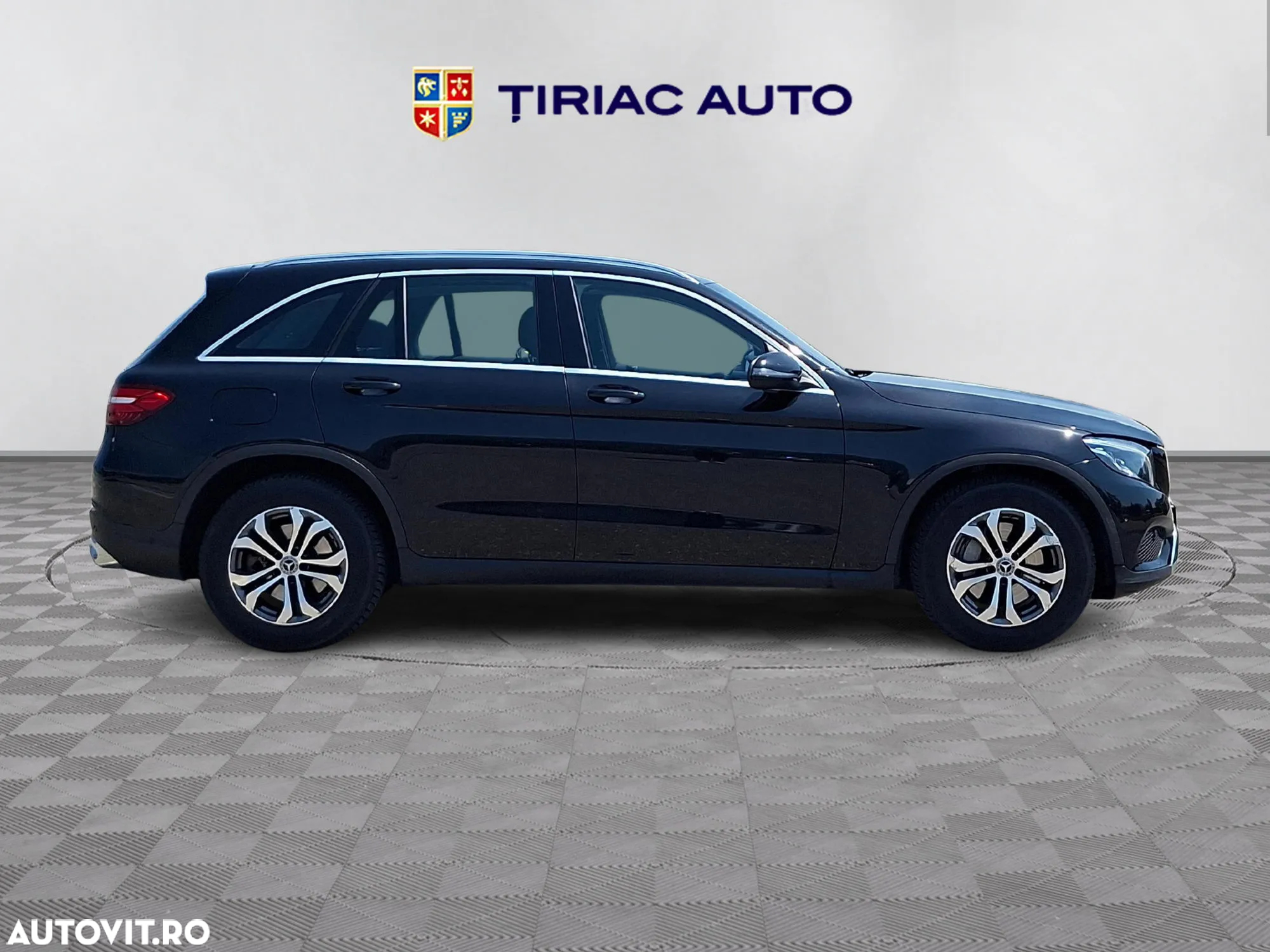 Mercedes-Benz GLC 220 d 4MATIC - 7