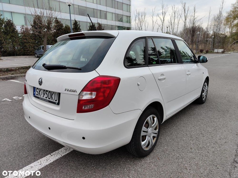 Skoda Fabia 1.6 TDI DPF Ambition - 4