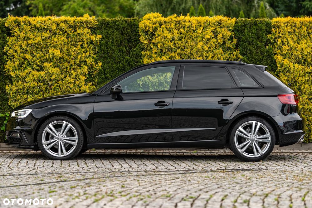 Audi A3 Sportback - 15