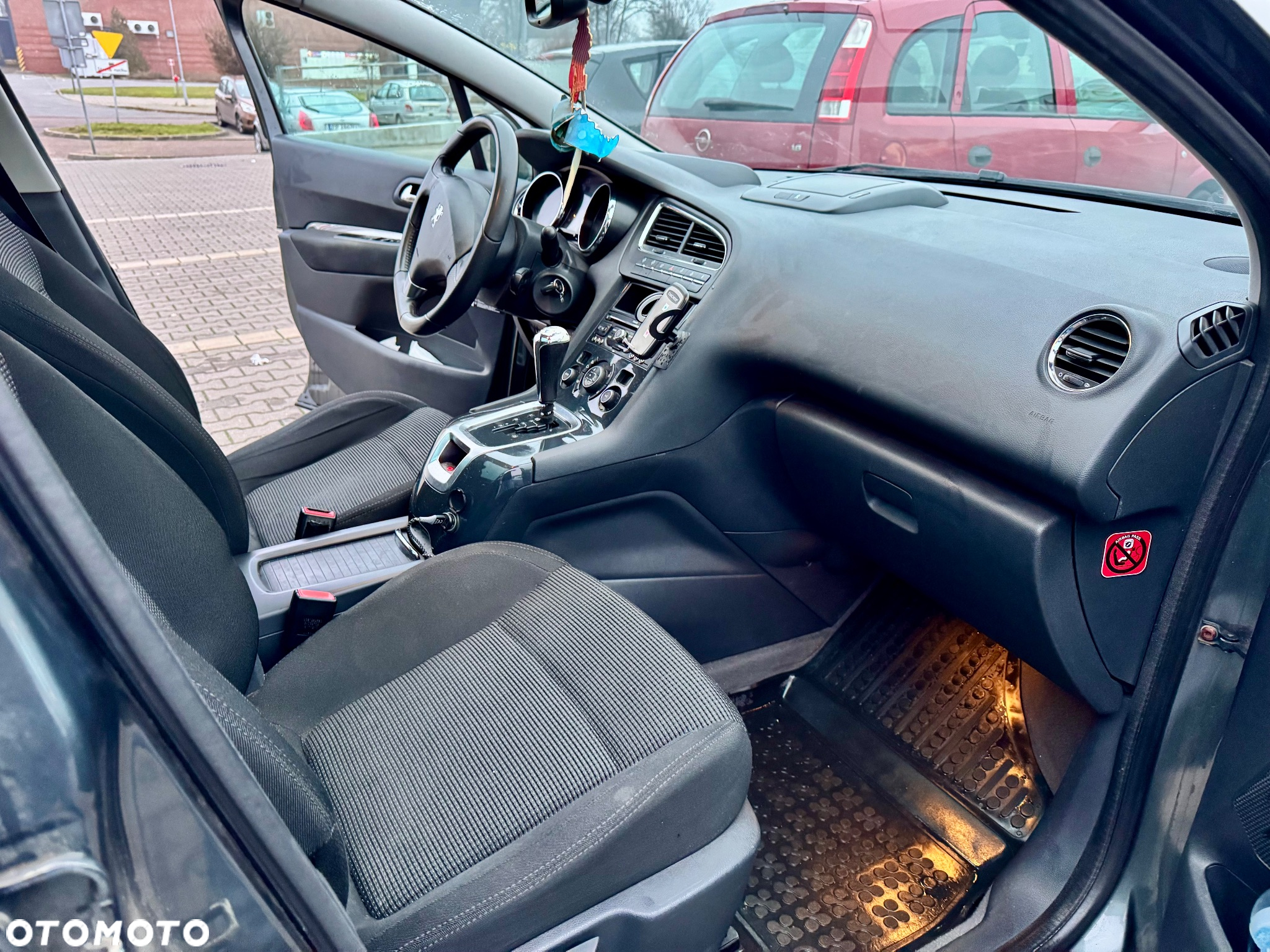 Peugeot 5008 HDI 160 Automatik Allure - 11