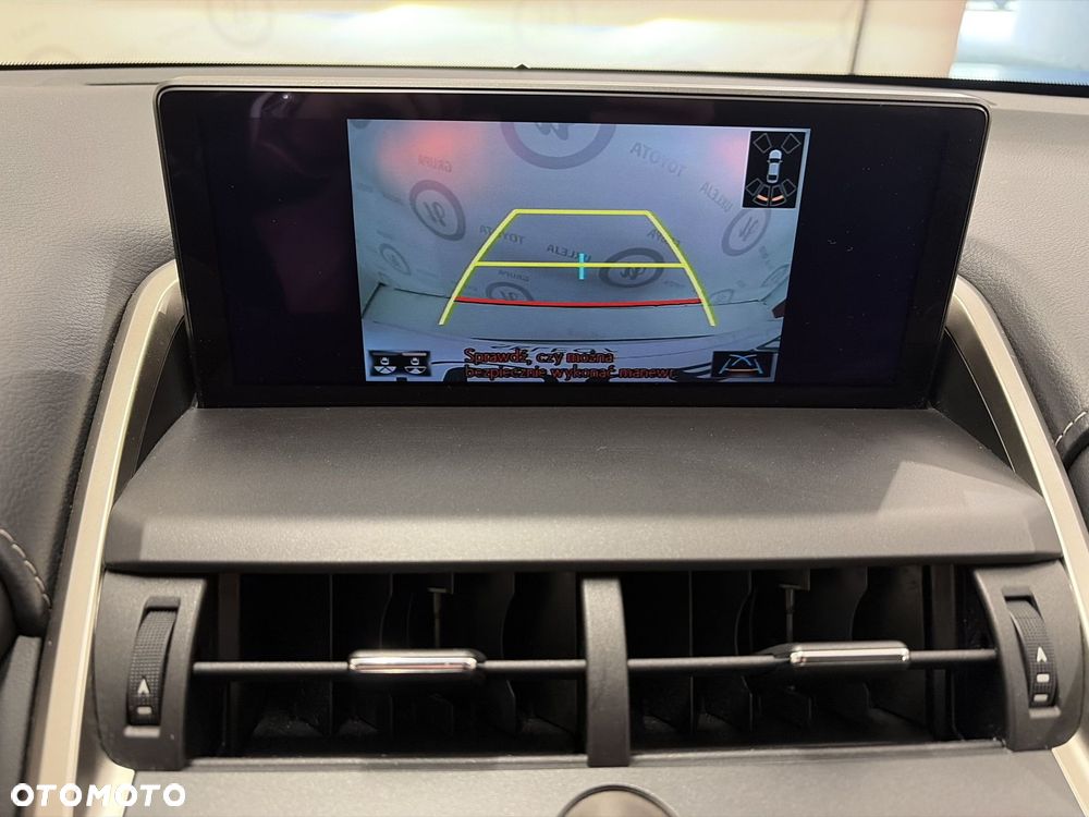 Lexus NX 300h Comfort AWD - 16
