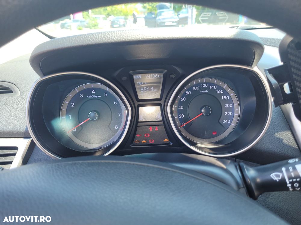 Hyundai i30 1.4 MPi Classic - 12