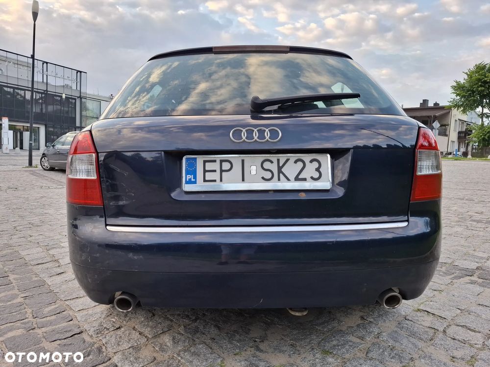 Audi A4 Avant 2.4 - 6
