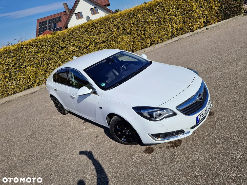Opel Insignia - 8
