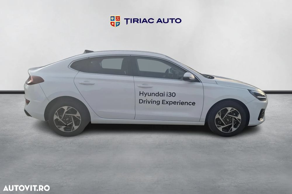 Hyundai i30 1.5 T-GDI 140CP 7DCT MHEV Highway - 6