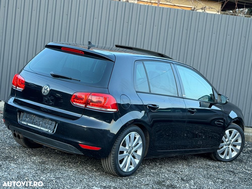 Volkswagen Golf 1.4 TSI DSG Style - 4