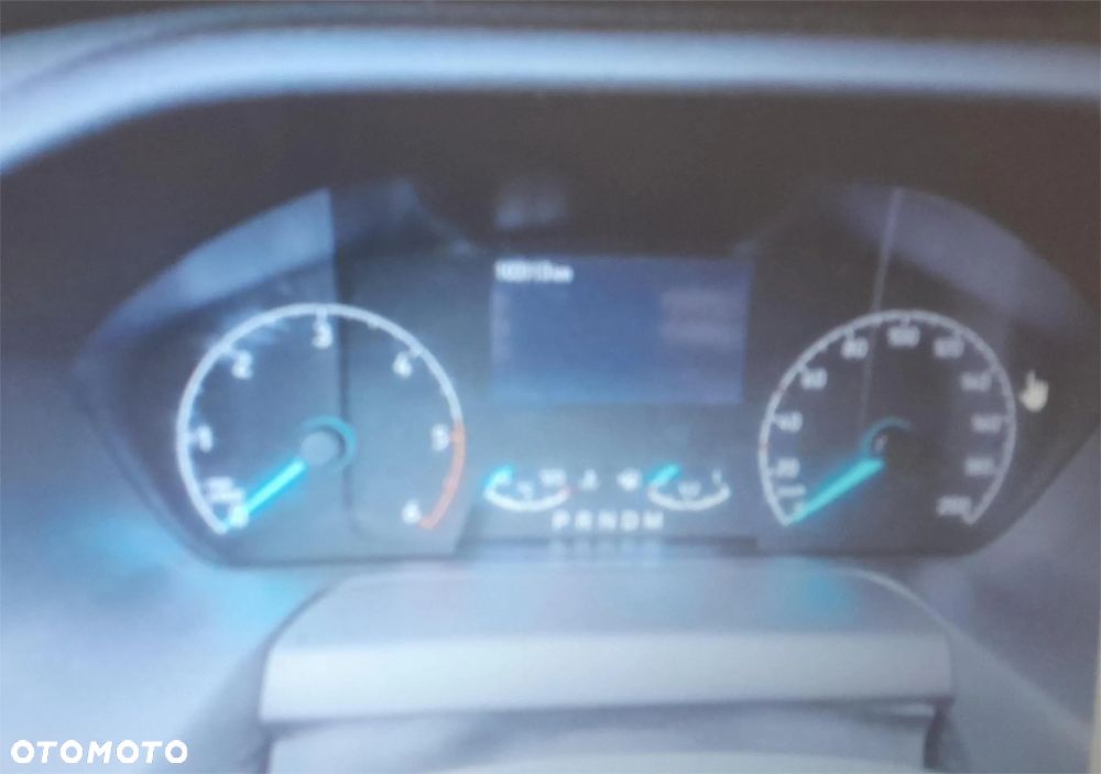 Ford Tourneo Custom - 4