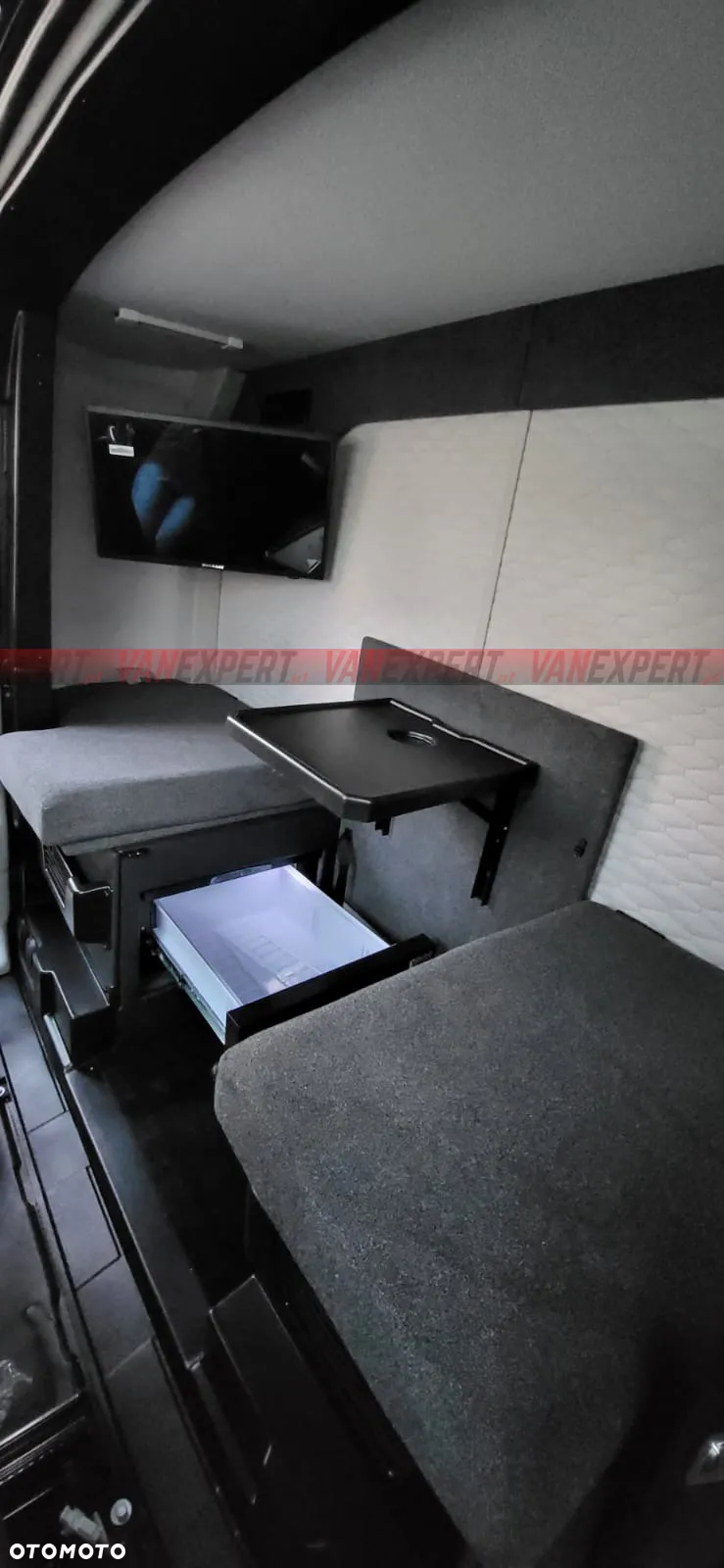 Iveco 70C A8 - MIĘDZYNARODÓWKA MAX - 25
