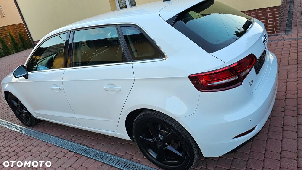 Audi A3 Sportback 30 TDI design - 25