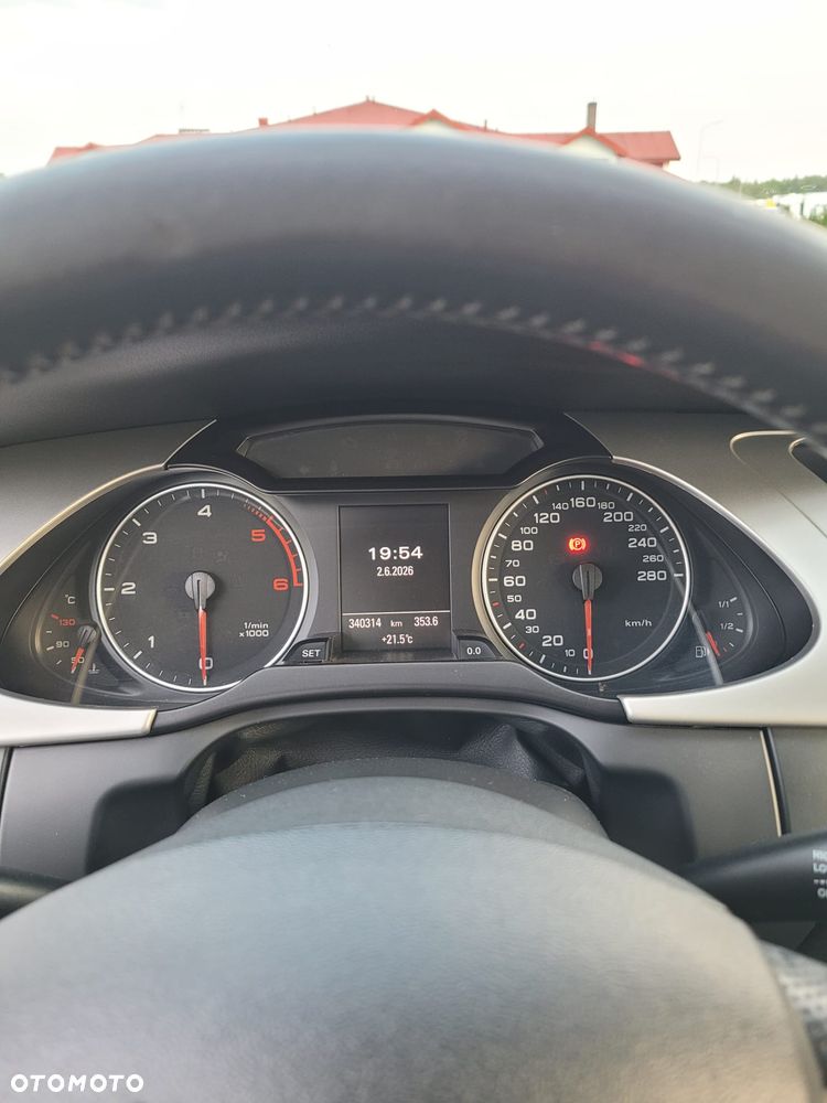 Audi A4 Avant 2.0 TDI Quattro - 12